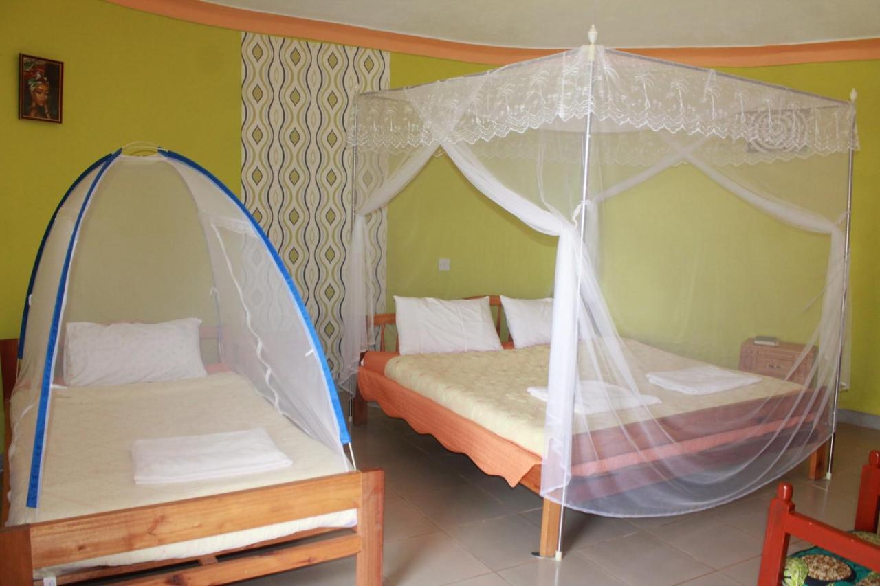Crater Bay Cottages Kabale Eksteriør bilde