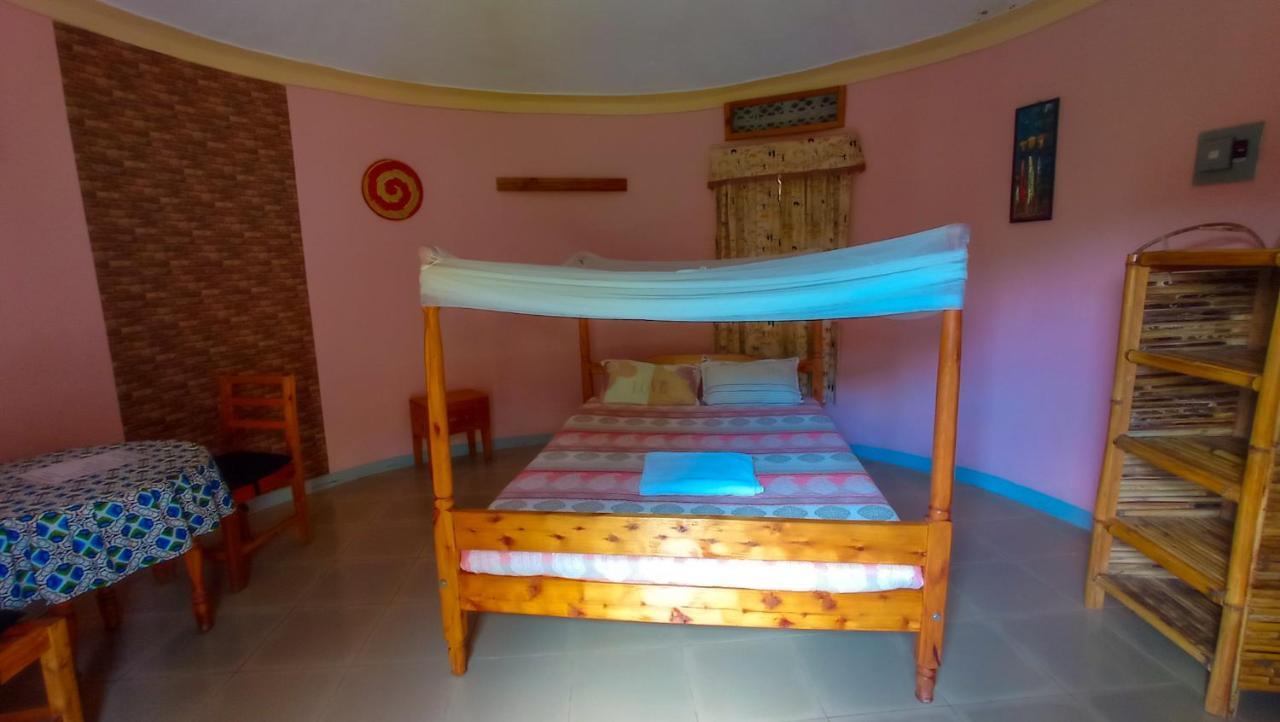 Crater Bay Cottages Kabale Eksteriør bilde