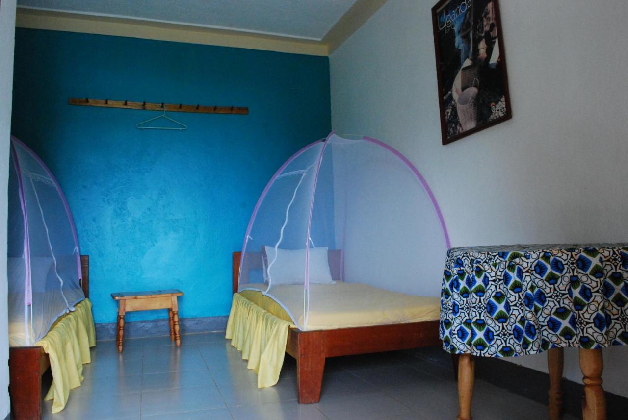 Crater Bay Cottages Kabale Eksteriør bilde