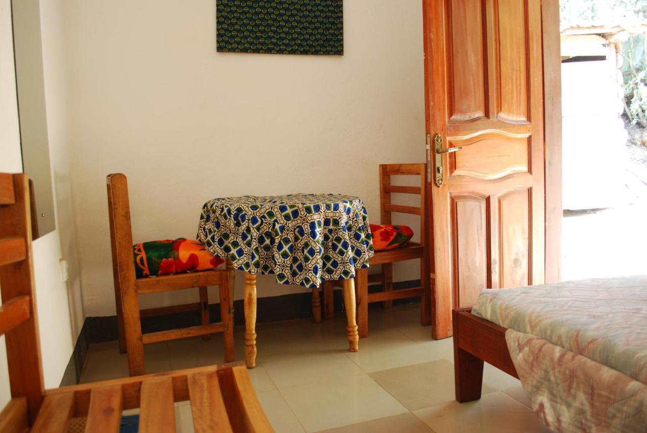 Crater Bay Cottages Kabale Eksteriør bilde
