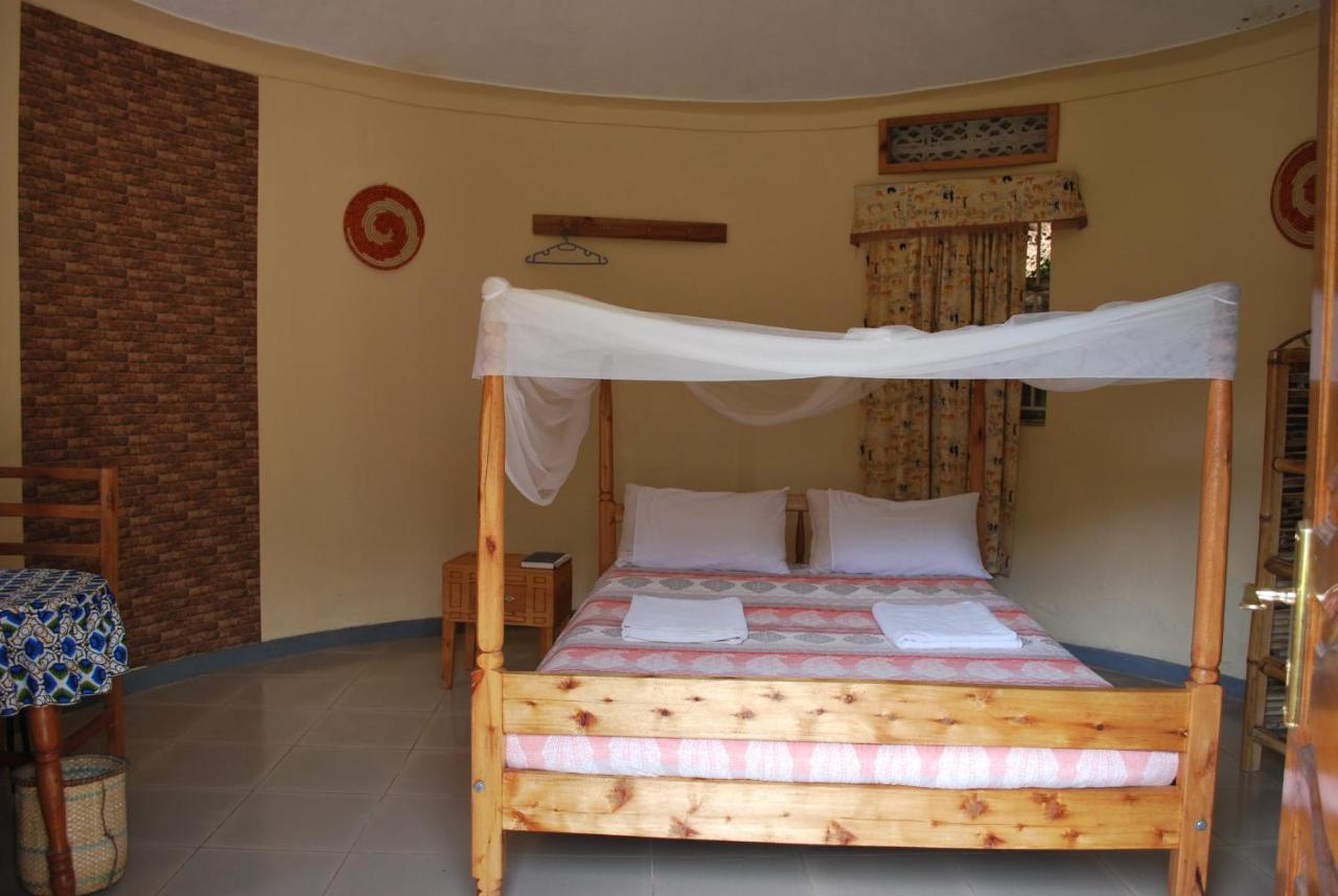 Crater Bay Cottages Kabale Eksteriør bilde