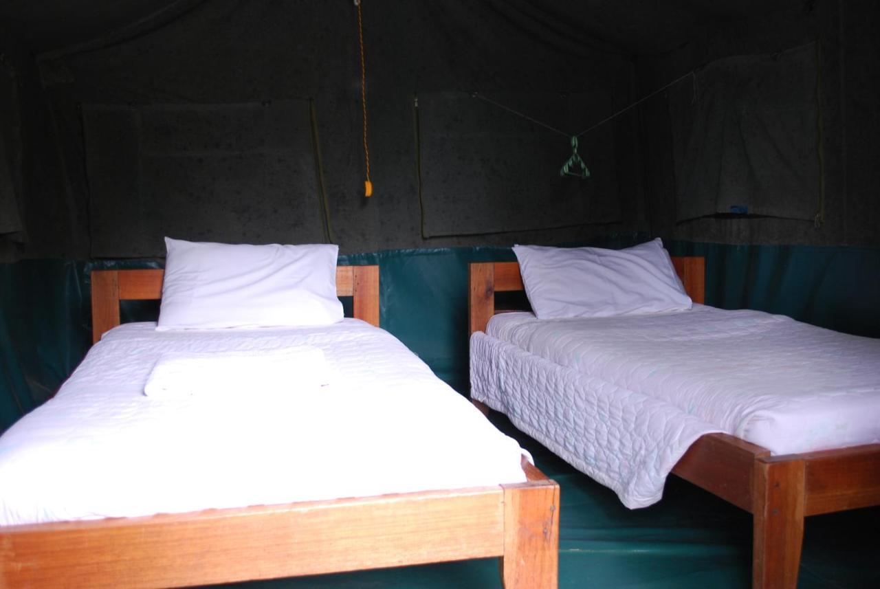 Crater Bay Cottages Kabale Eksteriør bilde