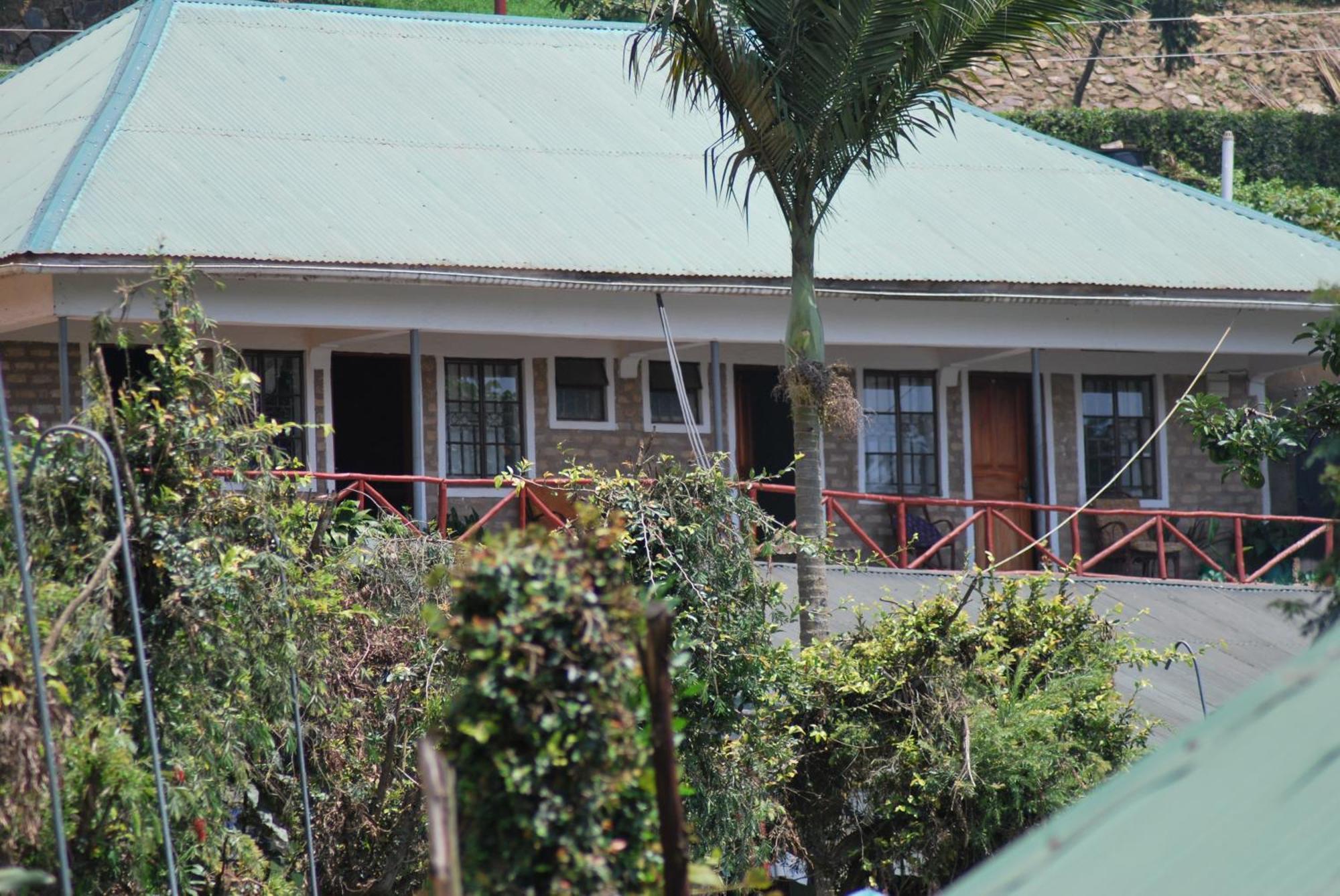 Crater Bay Cottages Kabale Eksteriør bilde