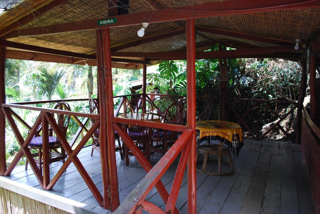 Crater Bay Cottages Kabale Eksteriør bilde